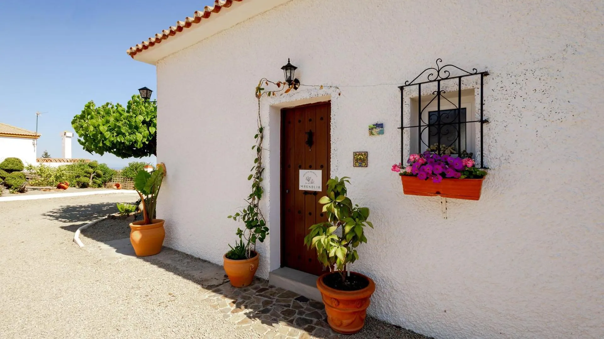 Country house Magnolia House Guest House Malaga
